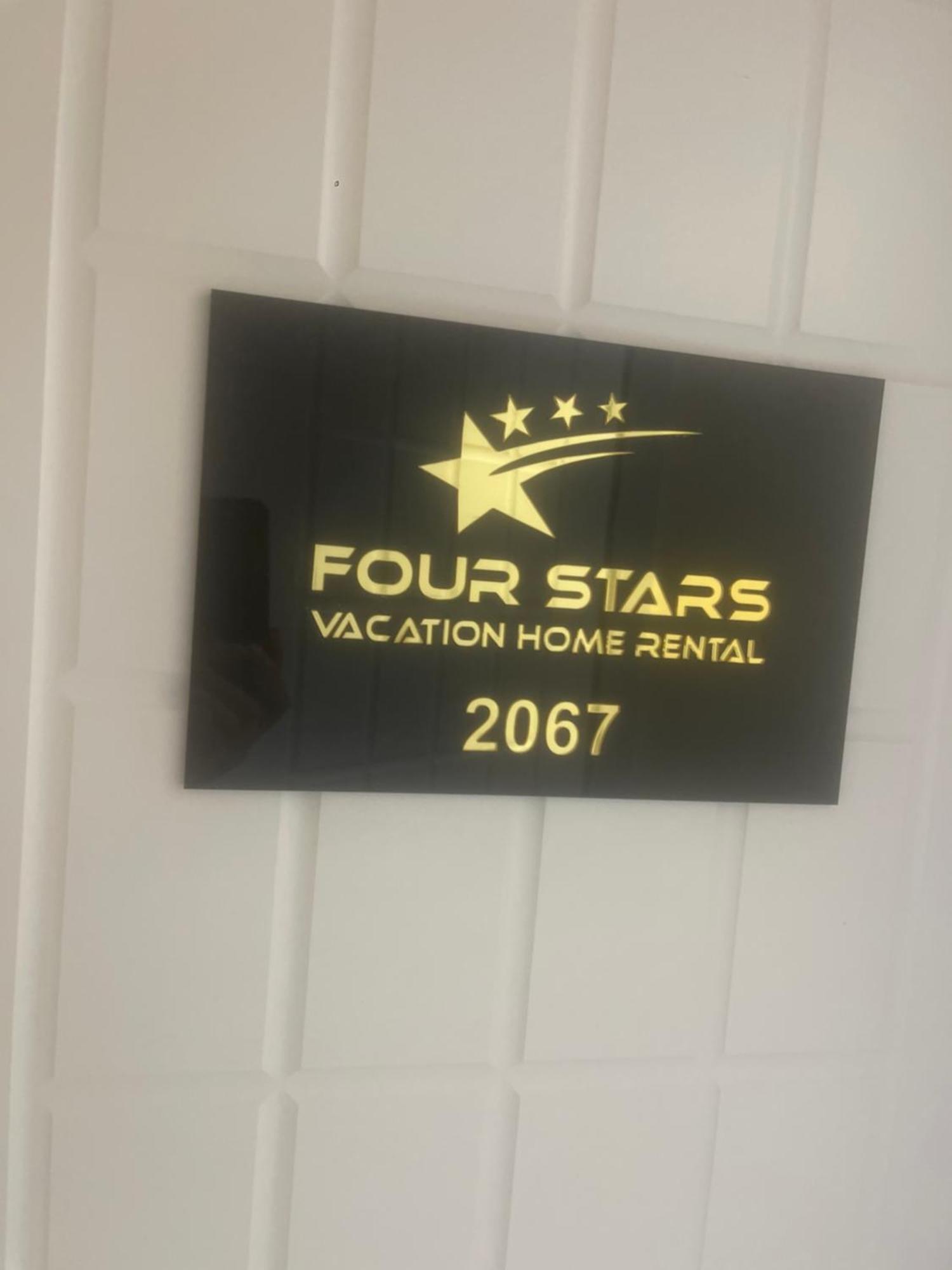 Four Stars Hostel Dubai Exteriör bild