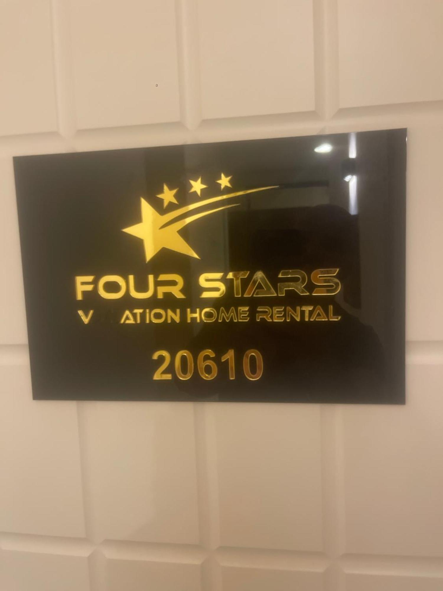 Four Stars Hostel Dubai Exteriör bild