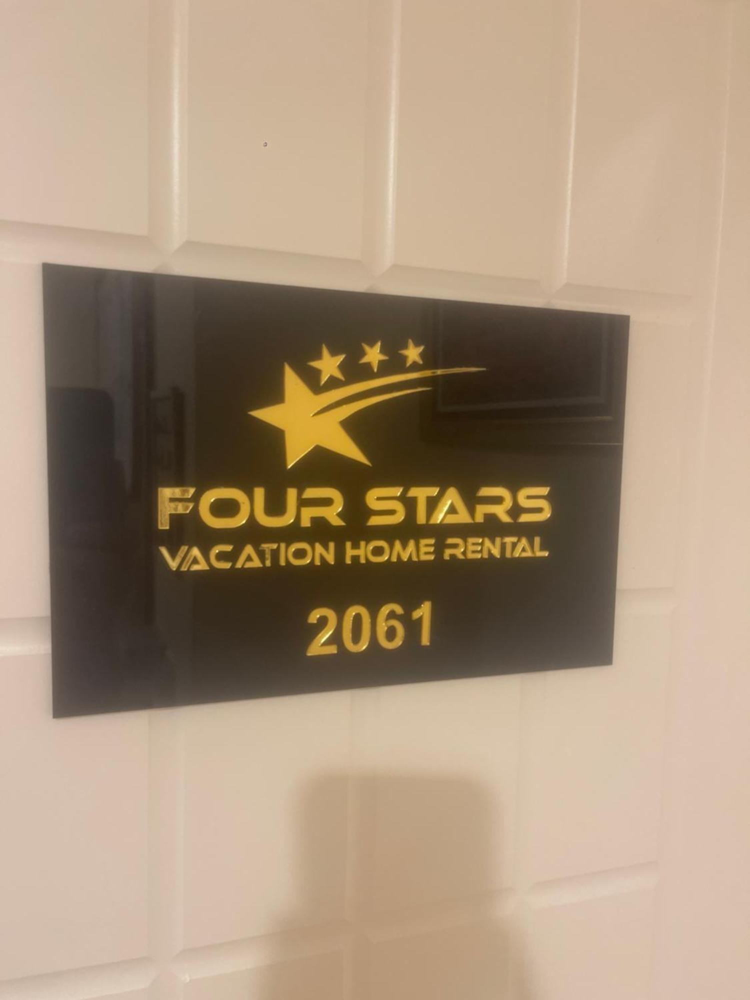 Four Stars Hostel Dubai Exteriör bild